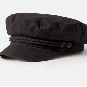 unisex black newsboy cap with rope detail.
100% Cotton Color: Black Size: XS